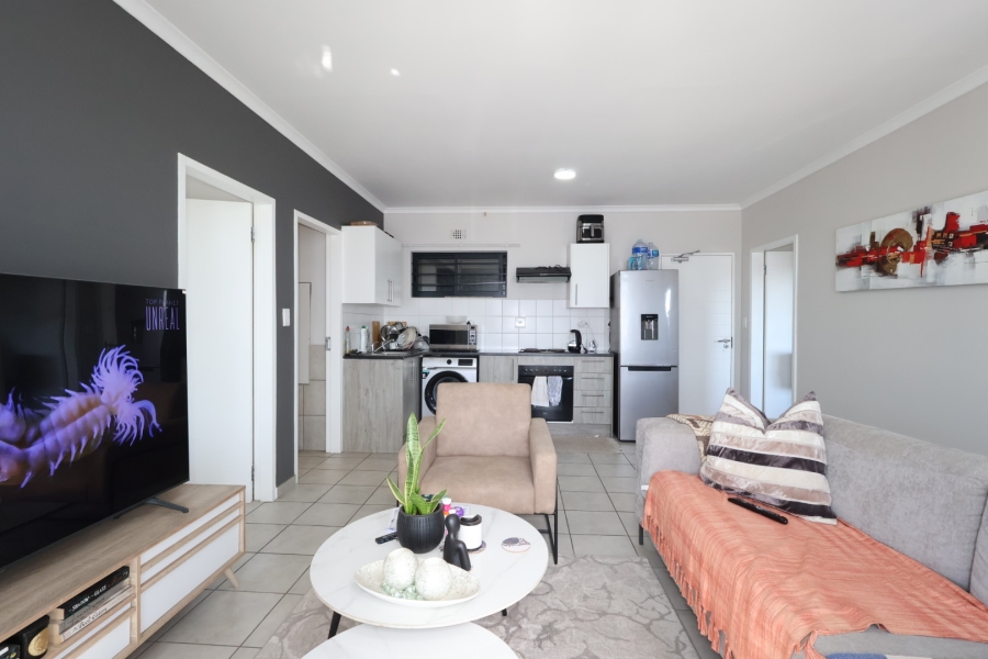 To Let 2 Bedroom Property for Rent in Parklands Western Cape